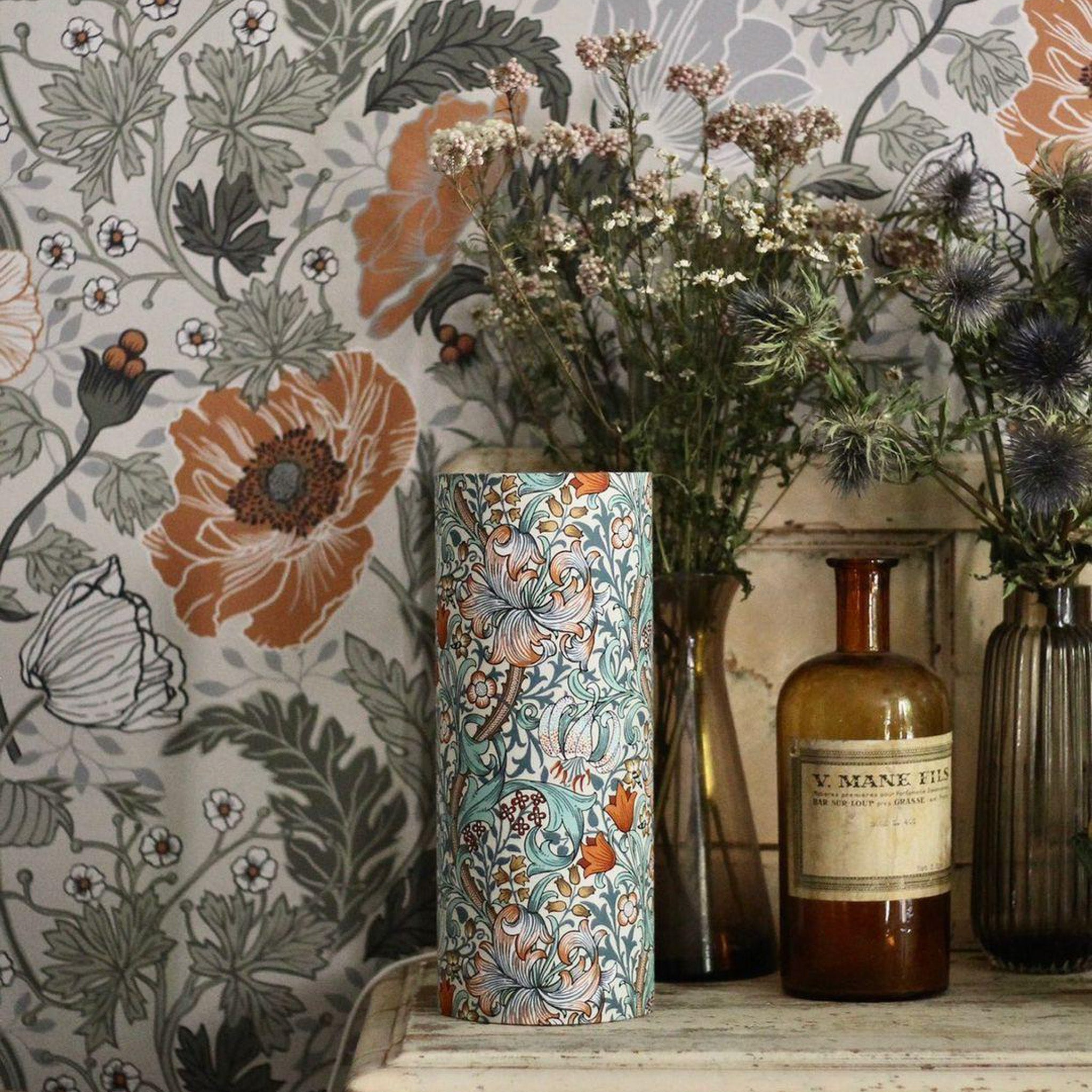 Lampe Golden Lily M - photo @aude.jolijour