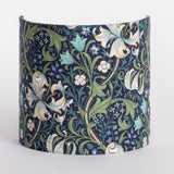 Applique murale demi lune tissu W. Morris Golden navy