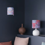 Applique Blackthorn rose et lampe en céramique Terra Off-white avec l'abat-jour D20 cm HAUT Blackthorn rouge