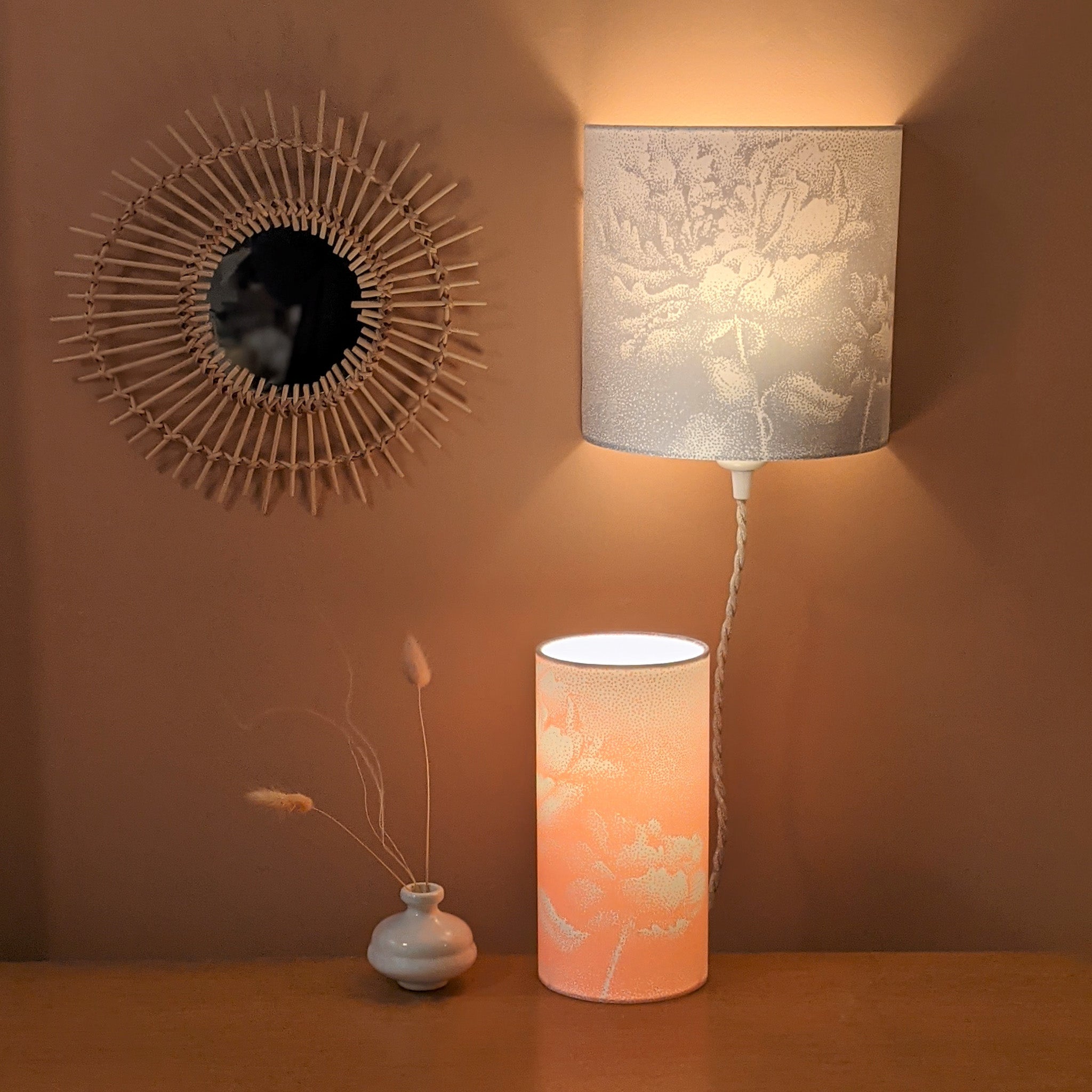 Applique Pivoine gris et lampe Pivoine néon