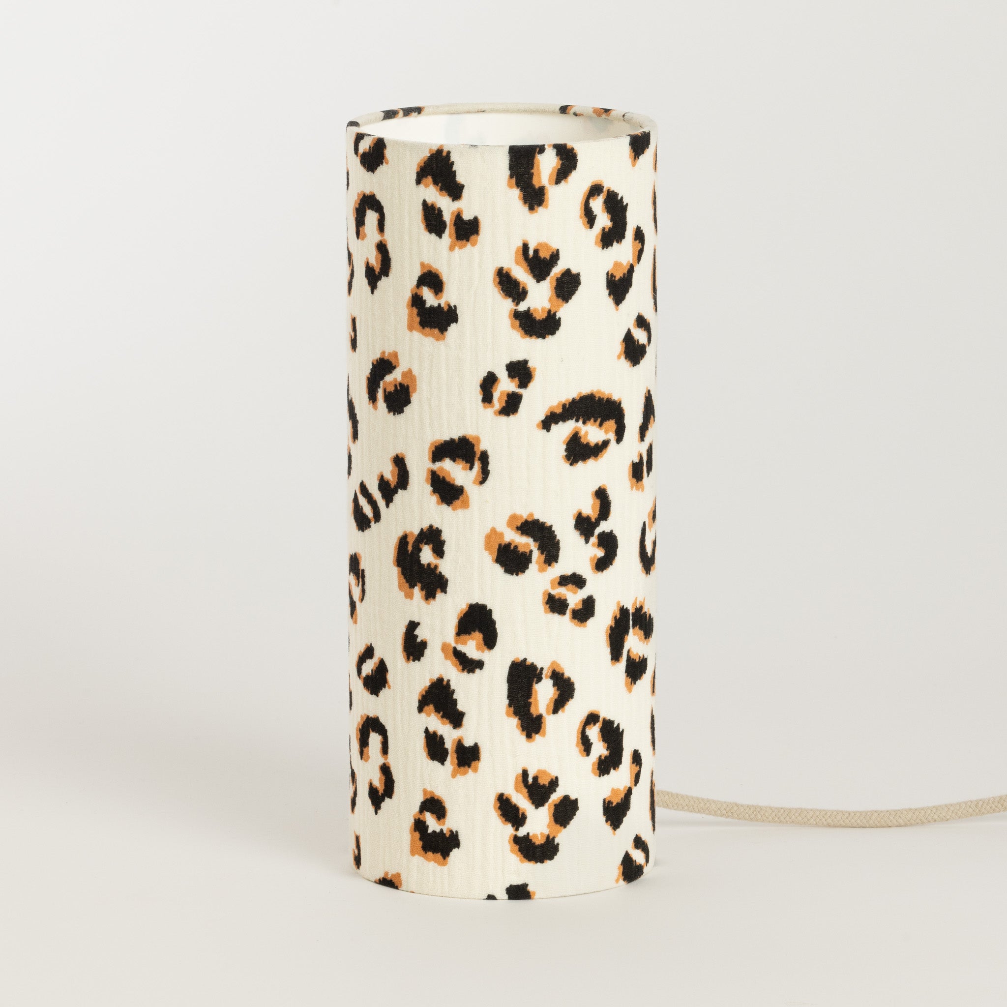 Lampe M
