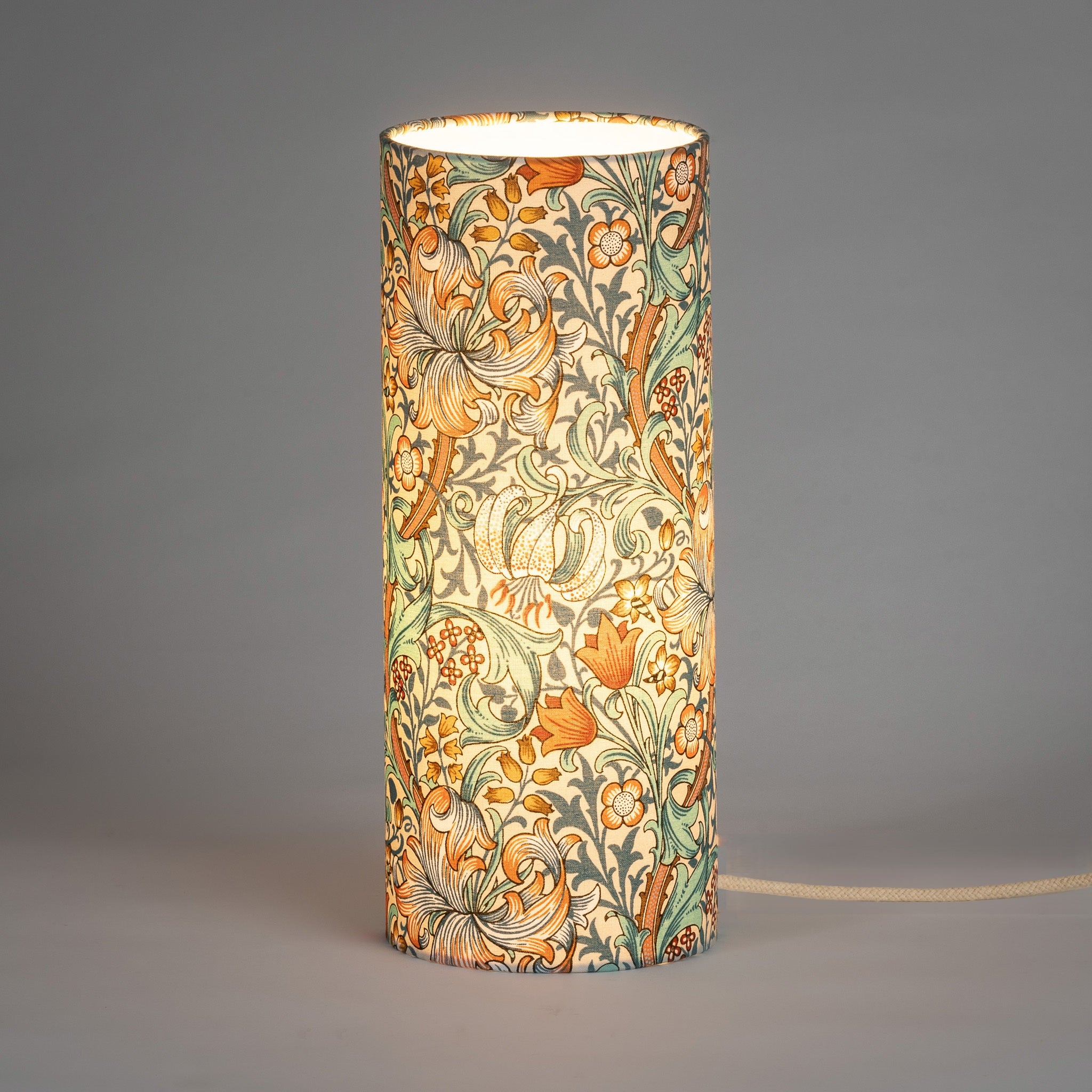 Lampe M