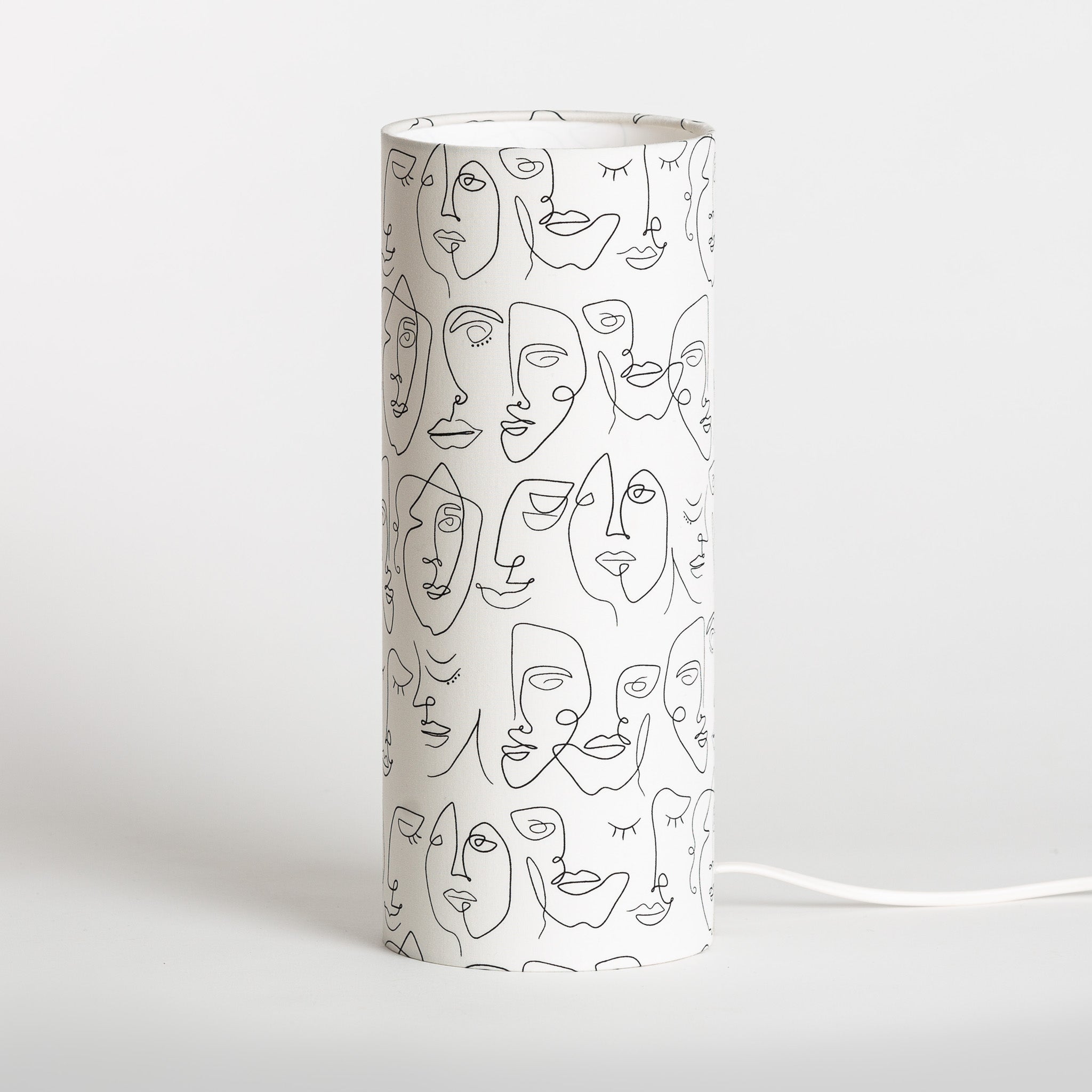 Lampe M