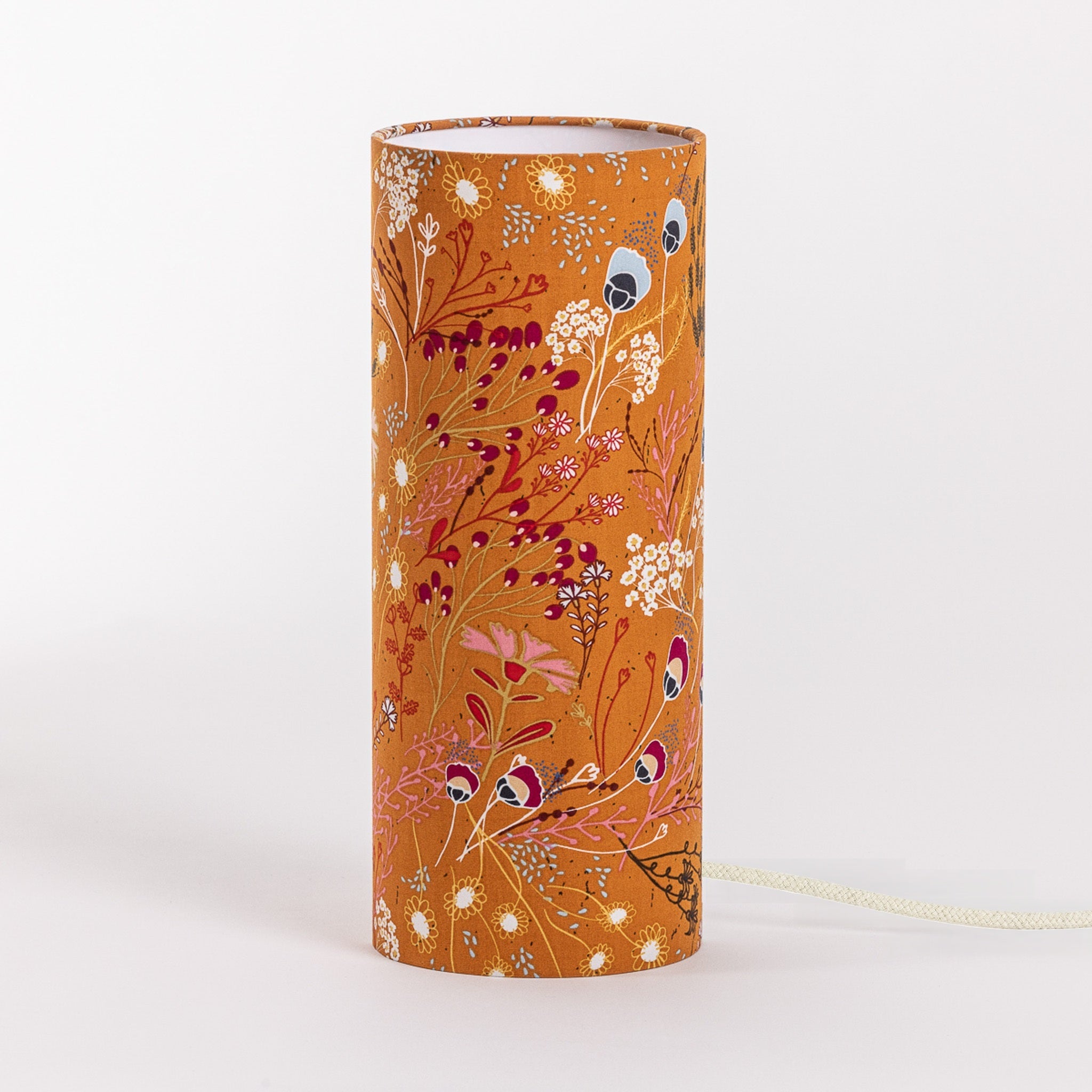 Lampe M
