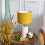 Lampe porcelaine avec abat-jour Hoshi moutarde D20 cm