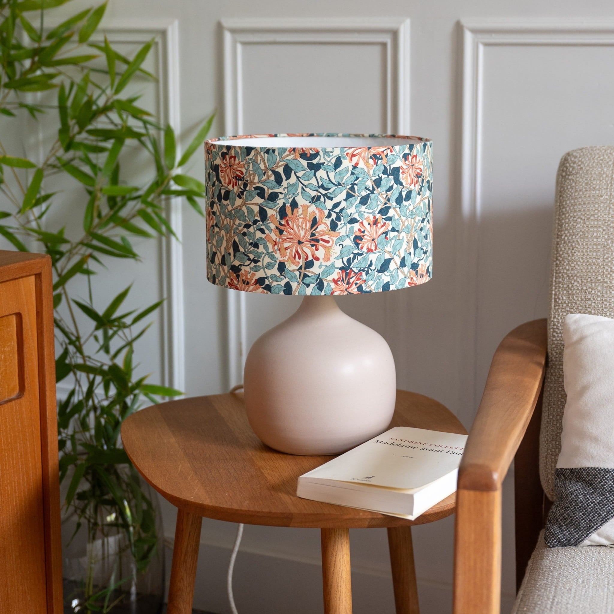 Lampe Terra Poudré avec abat-jour W. Morris Honeysuckle D25 cm