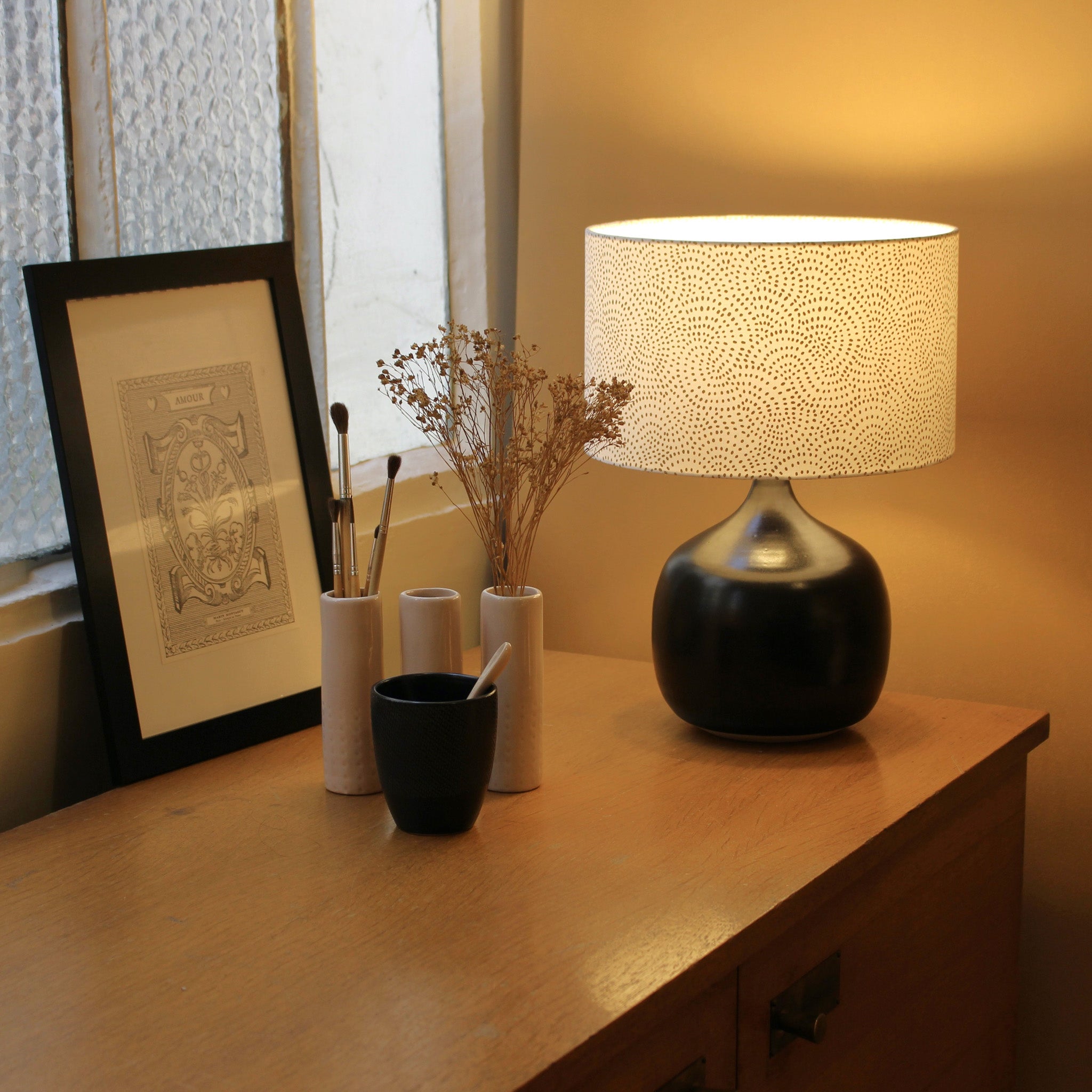 Lampe Terra Black avec abat-jour Sésame D25 cm